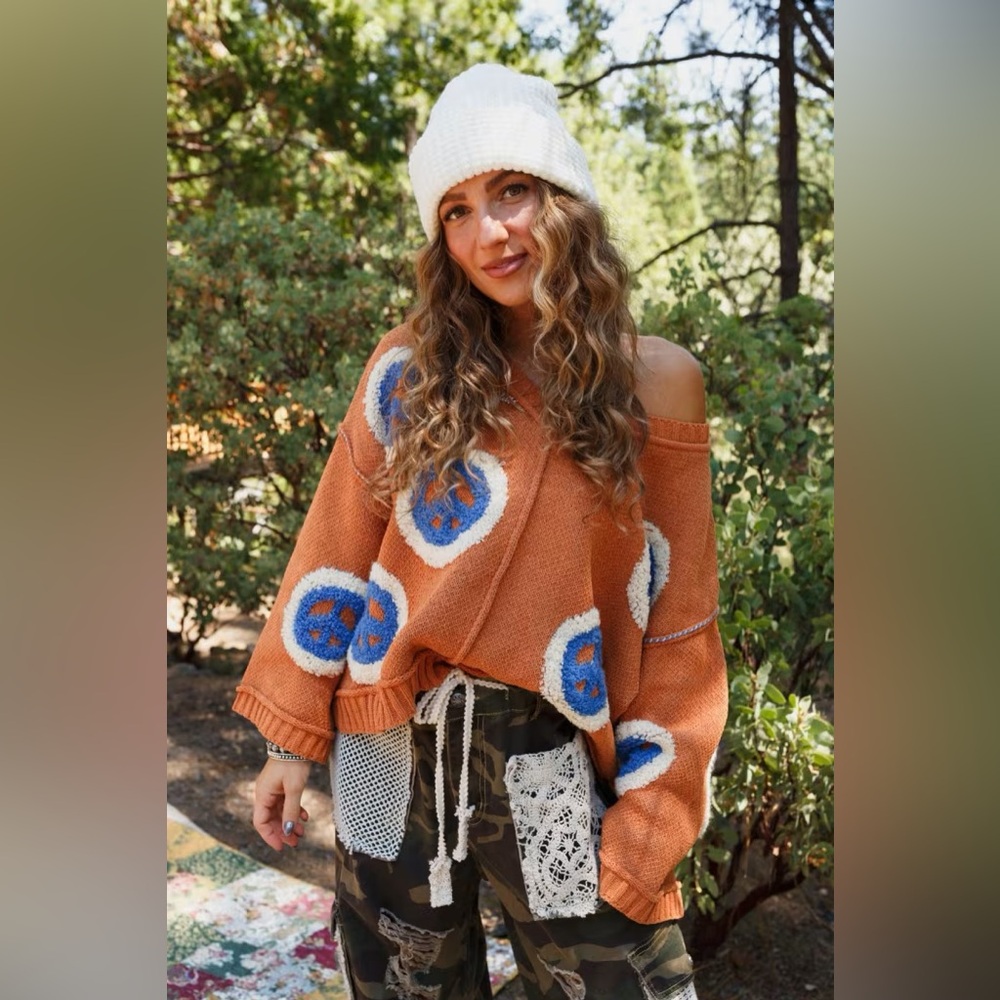Three Bird Nest • Orange & Blue Chenille Peace Sign V Neck Sweater • Oversized - Picture 5 of 10